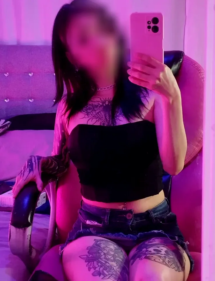 Anja, 26