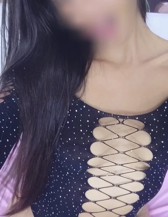 Antonia, 25