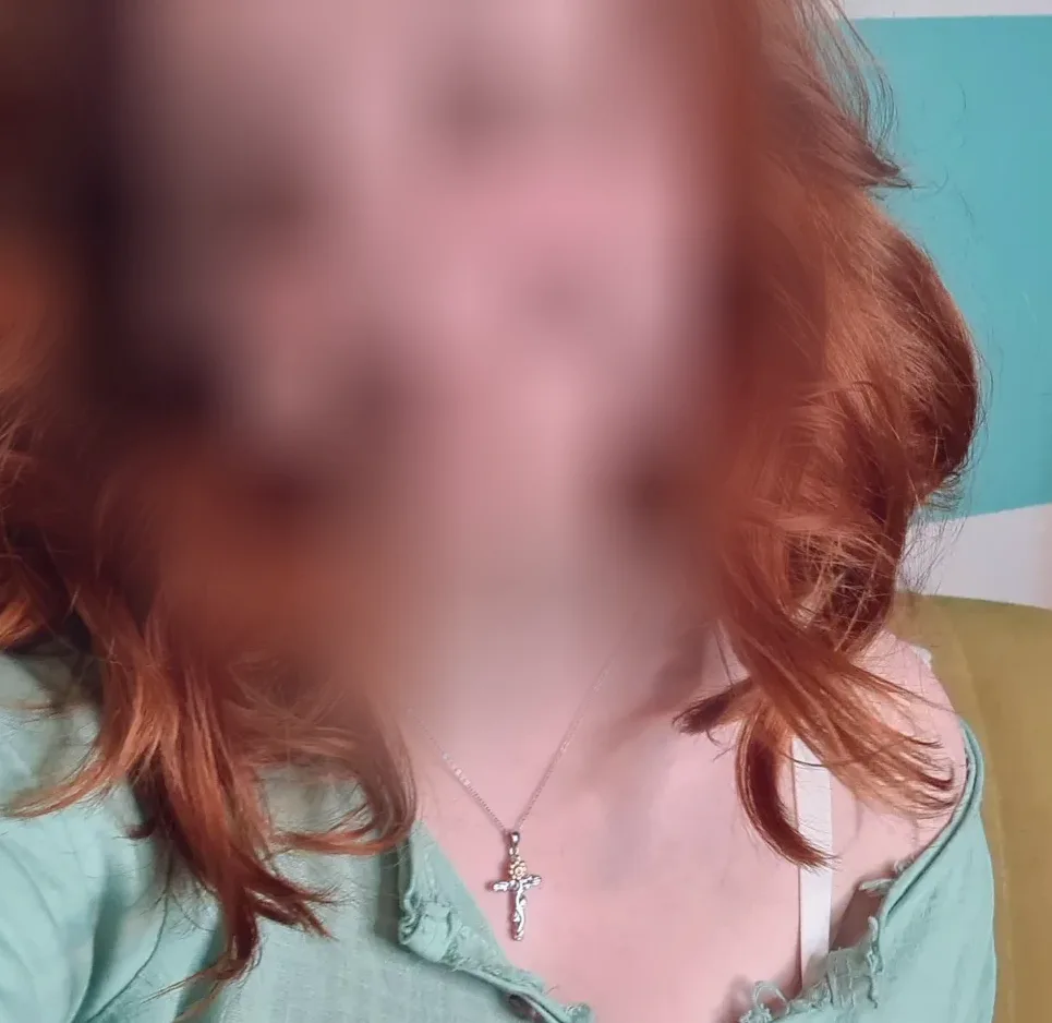 Merve, 23