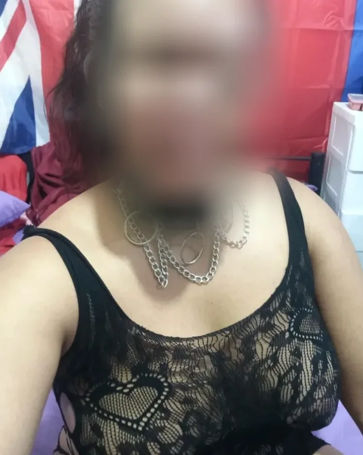 Selina, 36